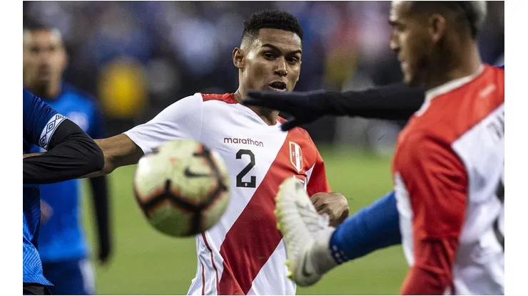 Lopez debutó con Perú en el 2018.