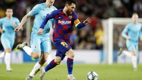 Ni Messi pudo con la defensa del Slavia.