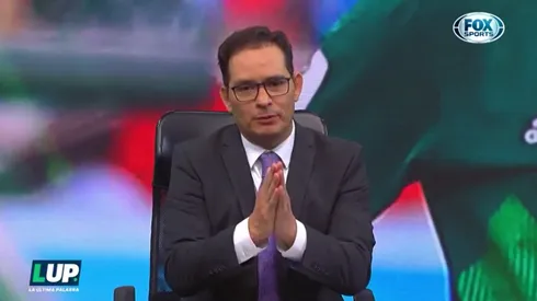 El periodista de Fox Sports le rogó a Carlos Vela que vuelva al Tri.