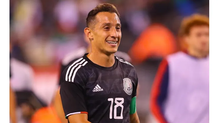 El ex jugador de Atlas reveló un hecho inédito sobre portar la cinta de capitán.