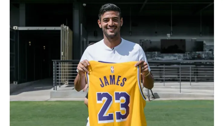 Carlos Vela, encantado de trabajar con LeBron James