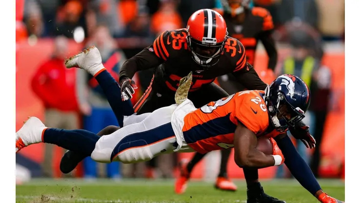 Los Browns cortan a Jermaine Whitehead por… ¡Amenazar seguidores!