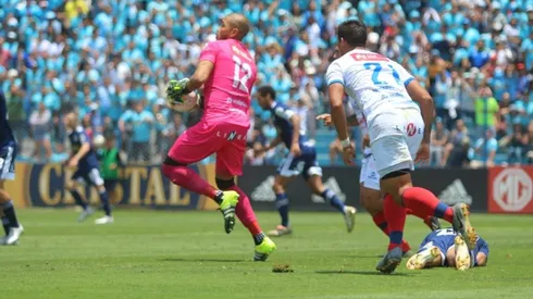 Heredia fue una de las figuras del partidos. Llego a las 40 atajadas en el torneo.