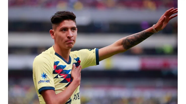 Edson se sumó a las condolencias.