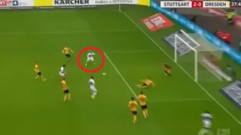 Santiago Ascacíbar apareció por sorpresa en el área.