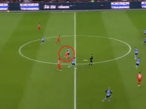 Alario dio una asistencia 5 estrellas para el gol de Volland