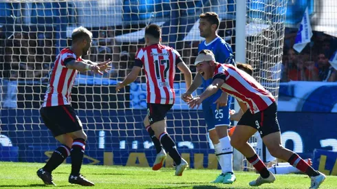 A Gimnasia no le sale nada y Estudiantes le ganó el Clásico en El Bosque