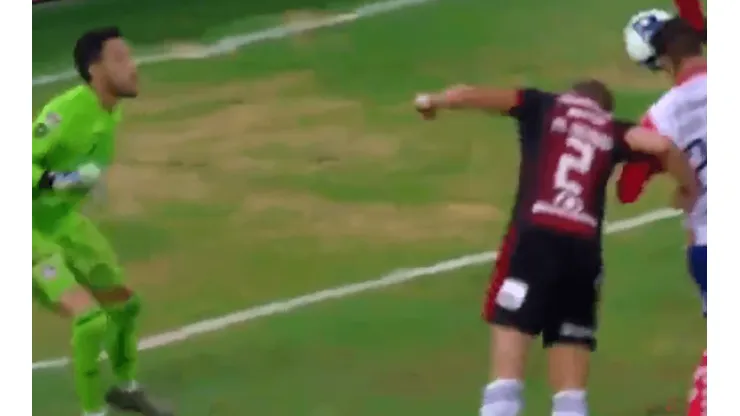 Camilo Vargas salvó una imposible pero en la segunda ya no pudo