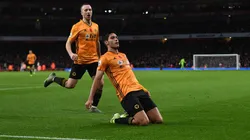 El delantero mexicano se volvió a destacar frente a un grande de Inglaterra.