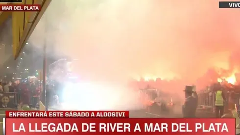 Así fue recibido River en Mar del Plata.