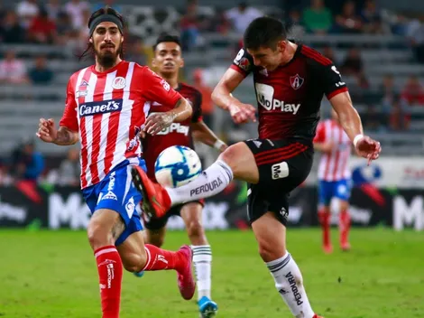 Por culpa de Vargas, Atlas perdió un partido insólito ante San Luis y está fuera de la Liguilla