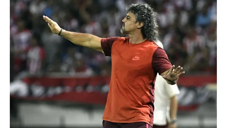 Leonel Álvarez aclaró por qué se fue de Paraguay: "Dijeron que me acosté con la mujer de uno, del otro"