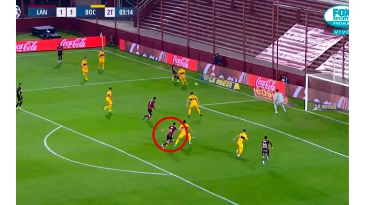 Boca salió dormido al segundo tiempo y Auzqui metió, de chiripa, el 2 a 1 de Lanús