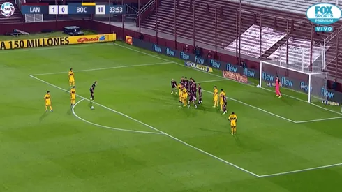 Zárate se paró a un paso de la pelota, clavó un golazo de tiro libre y se lo gritó a un hincha