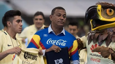 "Deberían tener vergüenza": Carlos Santos destruyó a Rayados