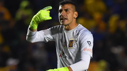 Guzmán trolleó a sus propios compañeros de Tigres junto a Sacachispas