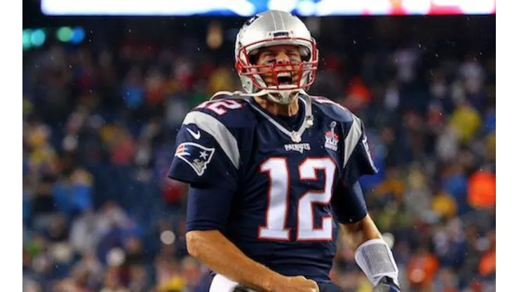 Tom Brady troleó a la NFL y sacudió las redes con su enorme disfraz de Halloween