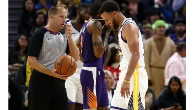 Adiós Warriors: Stephen Curry fracturó su mano y la cosa no pinta nada bien