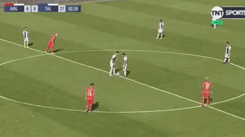 Talleres sorprendió a Argentinos con una jugada preparada ¡desde el saque inicial!