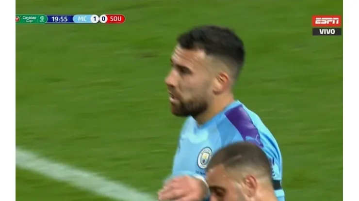 Otamendi saltó más alto que todos y abrió el marcador para el City