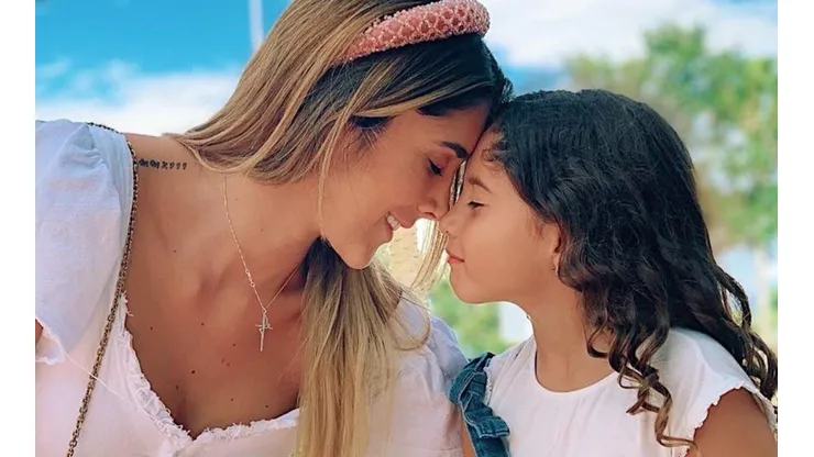 La tibia reacción de Daniela Ospina luego de que James presentara a su hijo Samuel