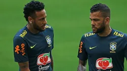 Dani Alves habló de Neymar como nunca lo escuchamos: "Es una referencia, tiene que dar la cara"