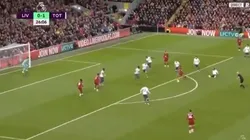 Lo sufre Liverpool: no tiene sentido la doble atajada que acaba de meter Gazzaniga