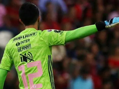 No aguantó más los 'madrazos' en México y Camilo Vargas los mandó a callar a todos