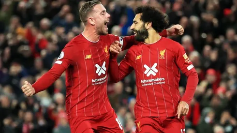 Liverpool sigue a paso firme en la Premier League.