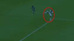 Querétaro vence a Pumas con 2 goles en 5 minutos gracias al VAR