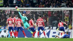 Es un superhéroe: Oblak se convirtió en tendencia en Twitter por esta atajada