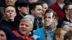La cara de Tevez, presente en las tribunas.