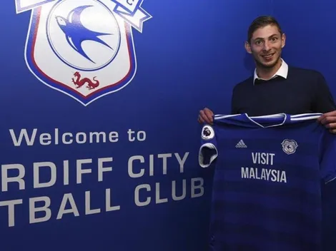 Vergüenza: hinchas de Swansea de burlan del Cardiff con Emiliano Sala