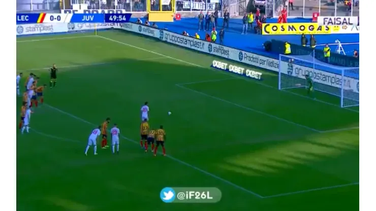 El VAR le dio un penal a la Juve y Dybala definió con mucha paz para el 1 a 0