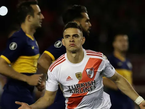 Borré subió una foto mirando a la hinchada de Boca y tiró: "Llegó el viernes, máquina"