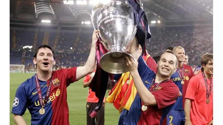 A Iniesta le preguntaron por Messi y la Selección de España: "Con él hubiese sido increíble"