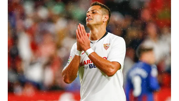 Chicharito, de a poco, se gana la confianza de Julen Lopetegui.