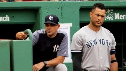 No aprende: Aaron Boone respaldó a dos de los principales culpables del fracaso de los Yankes