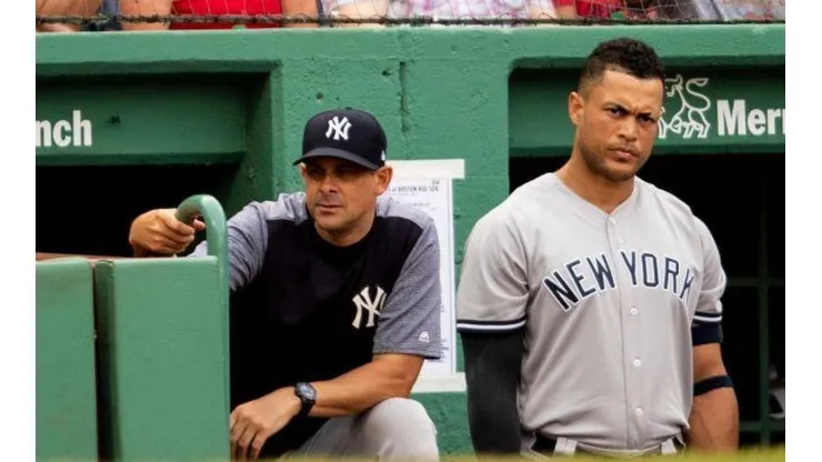 No aprende: Aaron Boone respaldó a dos de los principales culpables del fracaso de los Yankes