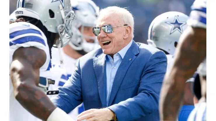 Jerry Jones volvió a enfurecer a los fanáticos de los Cowboys con una declaración sobre el equipo