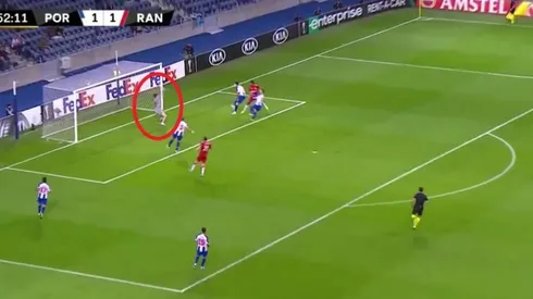 La espectacular atajada de Marchesín a Alfredo Morelos