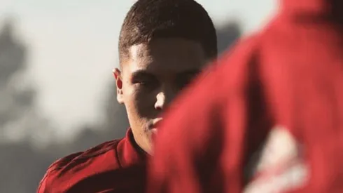 Va apareciendo: Juanfer empezó a pedir pista en Santiago de Chile