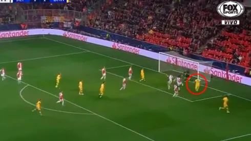 Al Barcelona lo ayudó la suerte y puso rápido el 2 a 1 gracias a un gol en contra