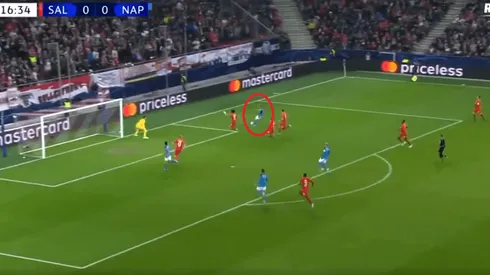 Mertens le marcó al Salzburg e igualó a Maradona en la tabla histórica de goleadores del Napoli