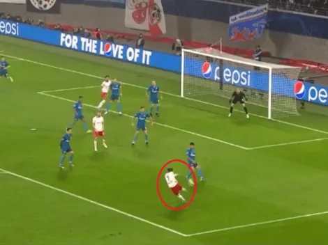 Directo al Puskás: Sabitzer la paró de pecho y definió como los dioses para dar vuelta el partido vs. Zenit