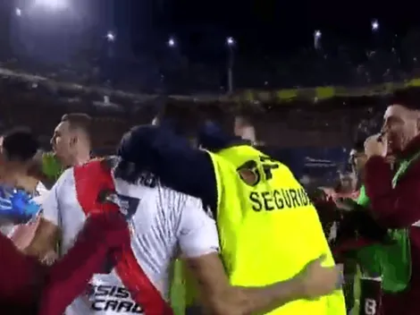 Despidieron al seguridad que celebró con los jugadores de River en La Bombonera