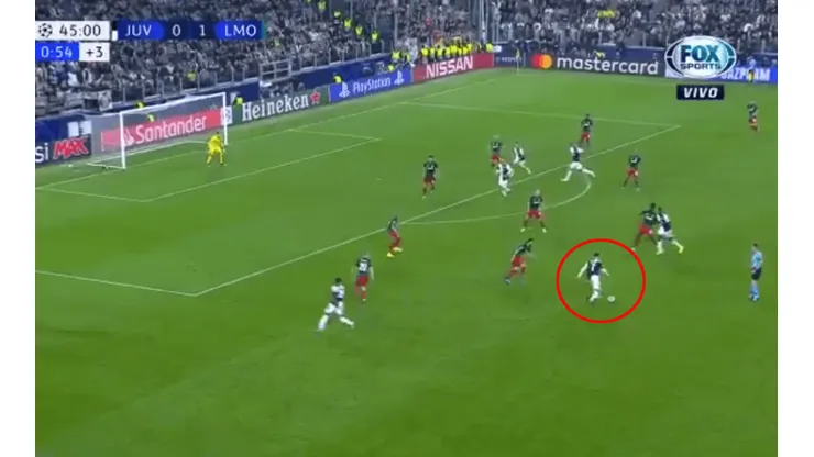 Foto captura de la jugada de Cristiano Ronaldo.