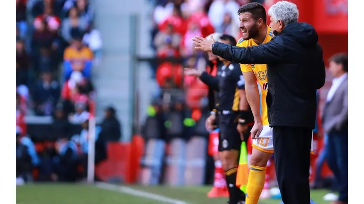 El reportero Ramos destrozó a Ferretti y Gignac