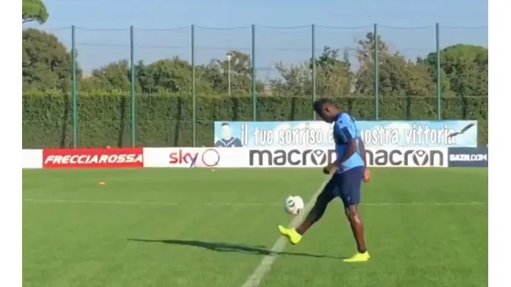 Felipe Caicedo en el entrenamiento de la Lazio.