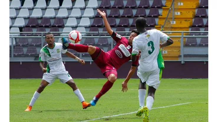 Saprissa vs. Limón
